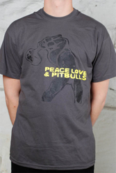 Peace Love And Pitbulls - War In My Livingroom